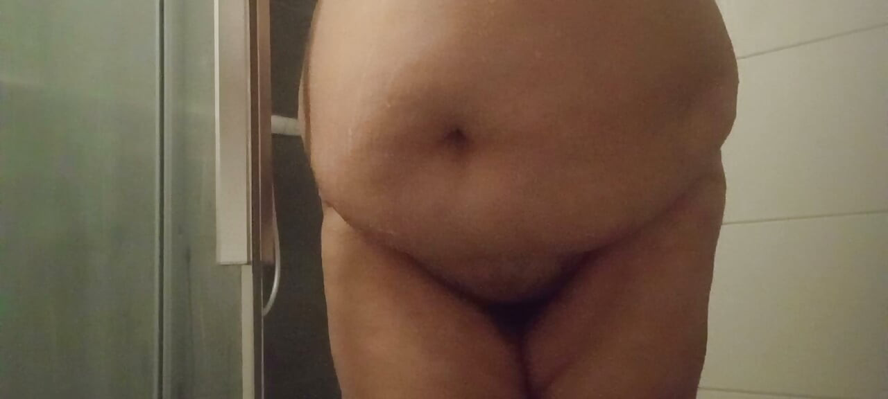 Mature BBW își face burta mare să tremure Eva Pur