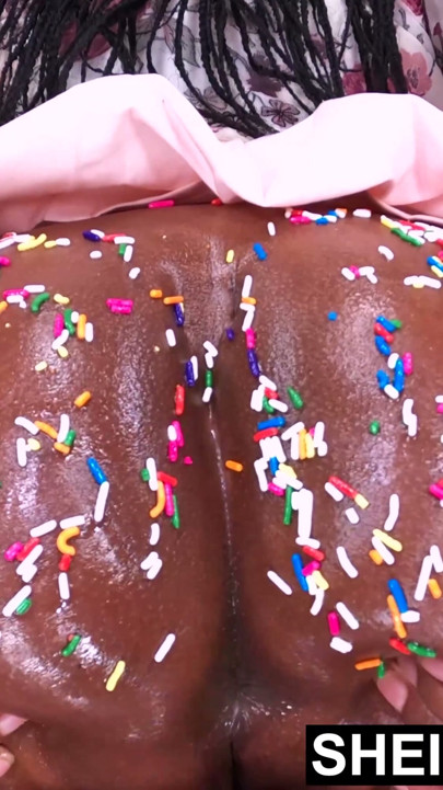 Spreading My Food Sprinkles Covered Asshole And Wet Pussy Wide Open During Closeup Extreme Fetish, Busty Young | Clip 1