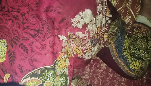 Tesettürlü Hintli kız tam sert desi seks