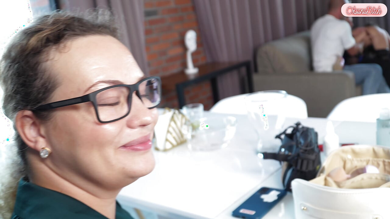 Kraliçeler Oksana Katysheva, Eva Tender ve Stella Bliss - Sert Analin Perde Arkası!
