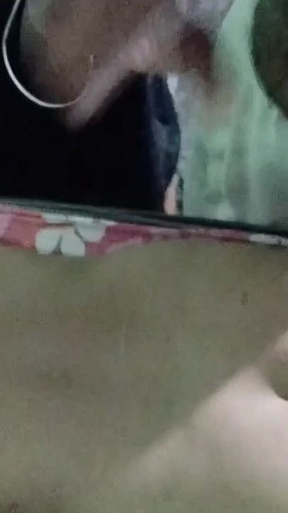 德西辣妈 Ki 与男孩按摩疗法 | 短片 2