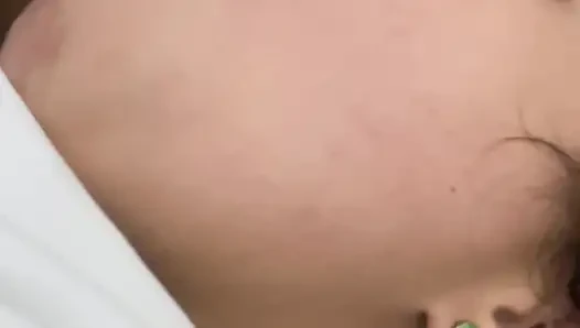 Evde kalması hoşuma gidiyor