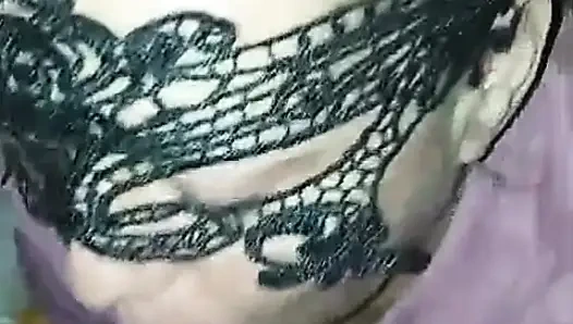 Baskın bir bakış açısı oral seks ve ağzına boşalma ve yutma. Onun yarağını emmeyi seviyorum! Ağzıma boşalması hoşuma gidiyor!