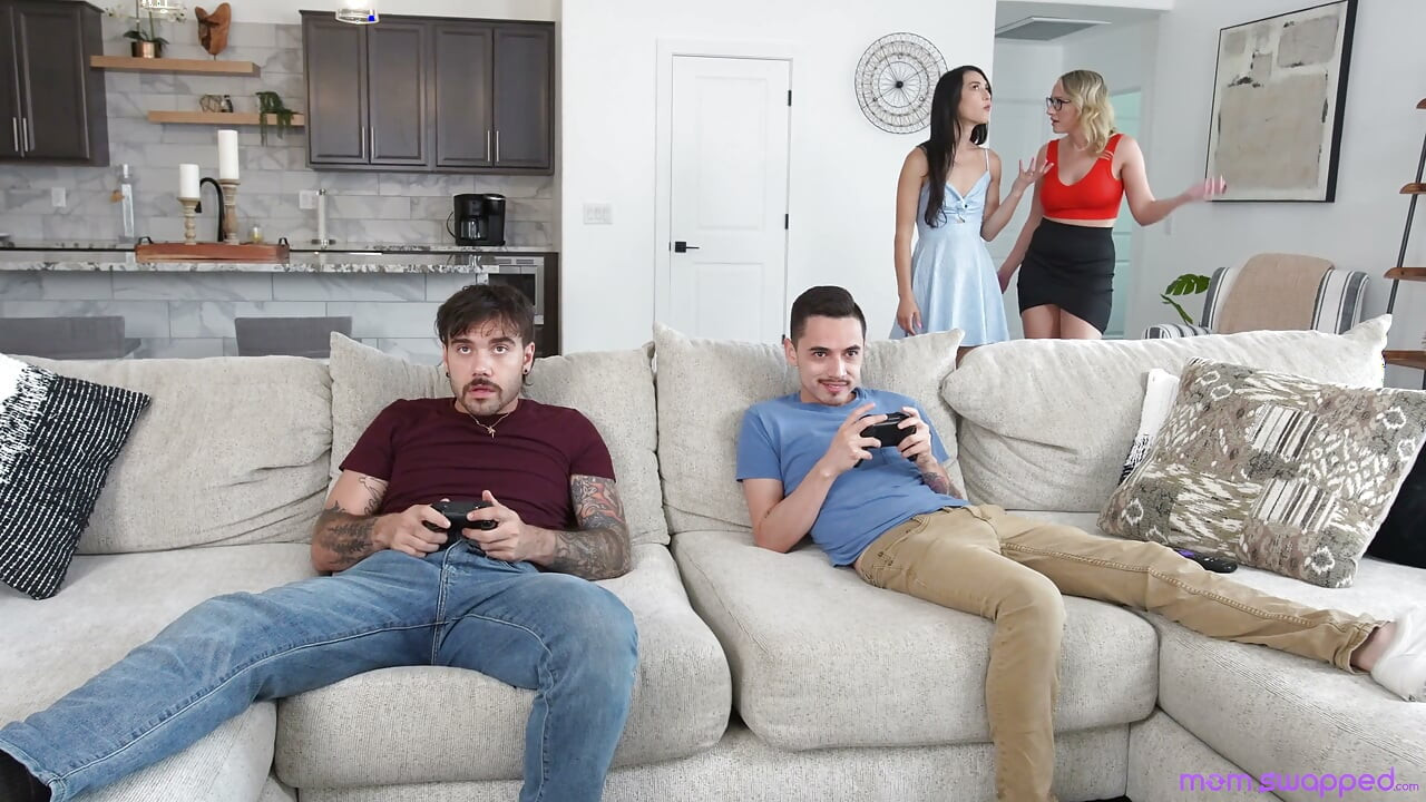 Your Stepmom Is on My Lap - S4:e4