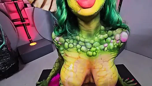 Beni ıslatma, gooner! | Greta Gremlin cosplay 31 talimatı