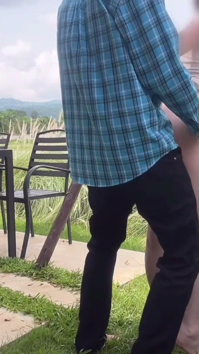 The gardener and the beautiful lady. | Clip 1
