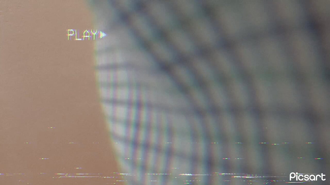 Μεγάλος κώλος με νέα σέξι μαύρα στρινγκ