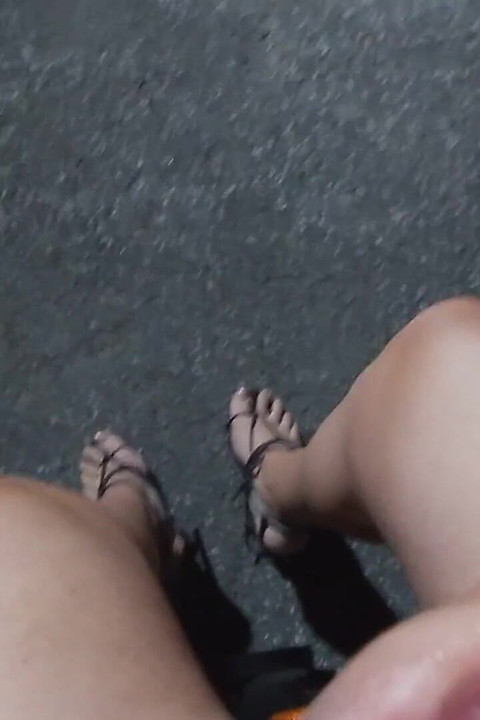 Naughty Mature CD Has a Night Outdor Public Masturbation