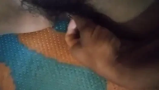 Pertunjukan memek wanita