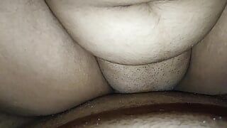 Indyjska macocha ostro zerżnięta przez pasierba z kremówka