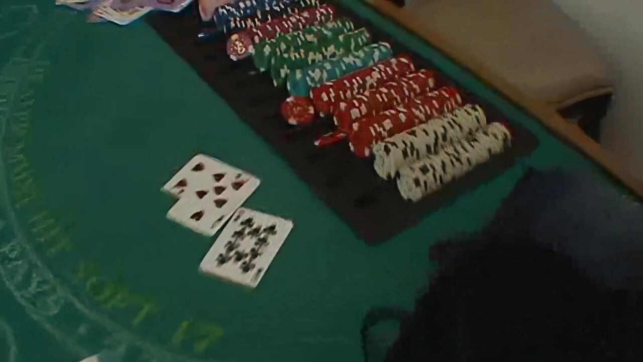 لنلعب لعبة إذا فزت ، تمتص قضيبي!