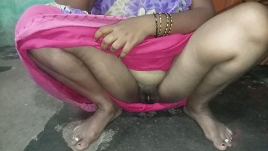 Desi Priyanka - super sexy grote borsten badend