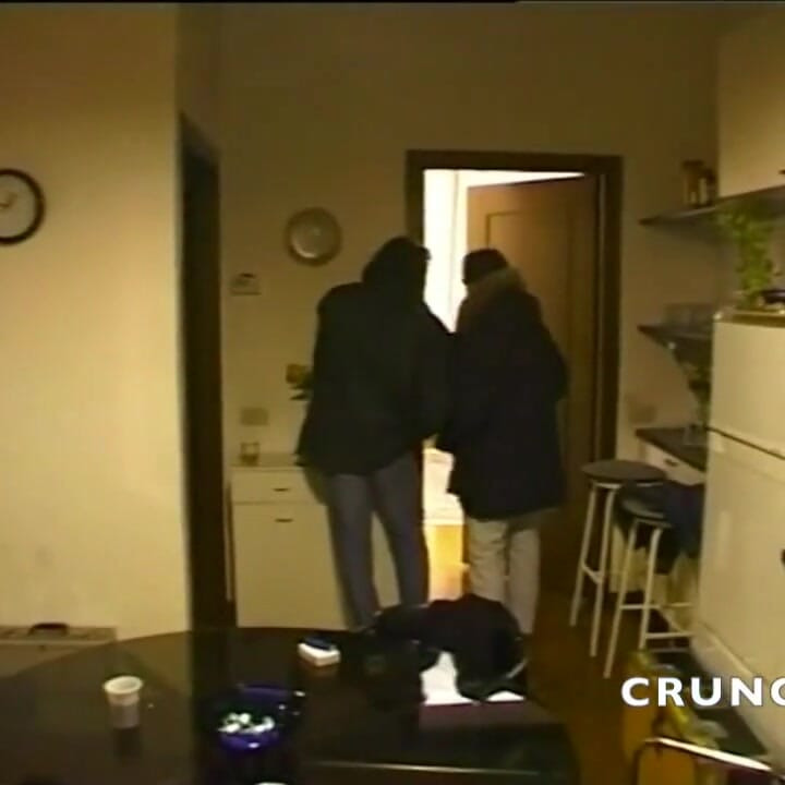 セクシーなラテン系女装積による彼の夫