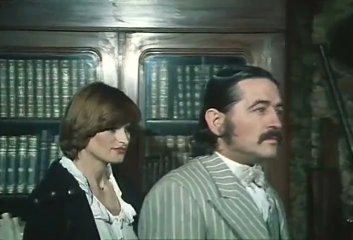 Torn Panties, Residents with Buttocks Down (1980)
