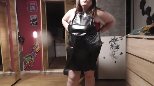 I present my new rubber apron
