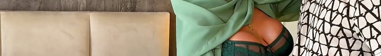 Sexy empregada hijabi fode seu chefe