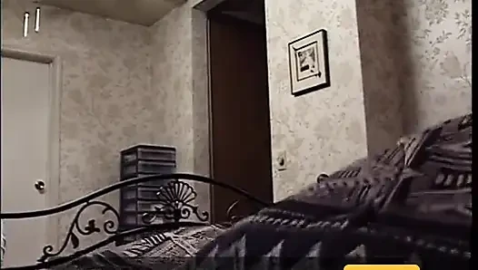 Cewek sange ini dientot habis-habisan sama kontol besar sampai lubangnya menganga lebar