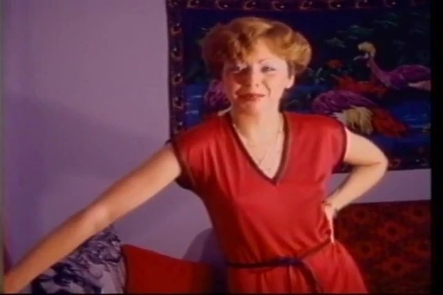 HYE Hot Milf Loves A Fuck With Younger Cock !