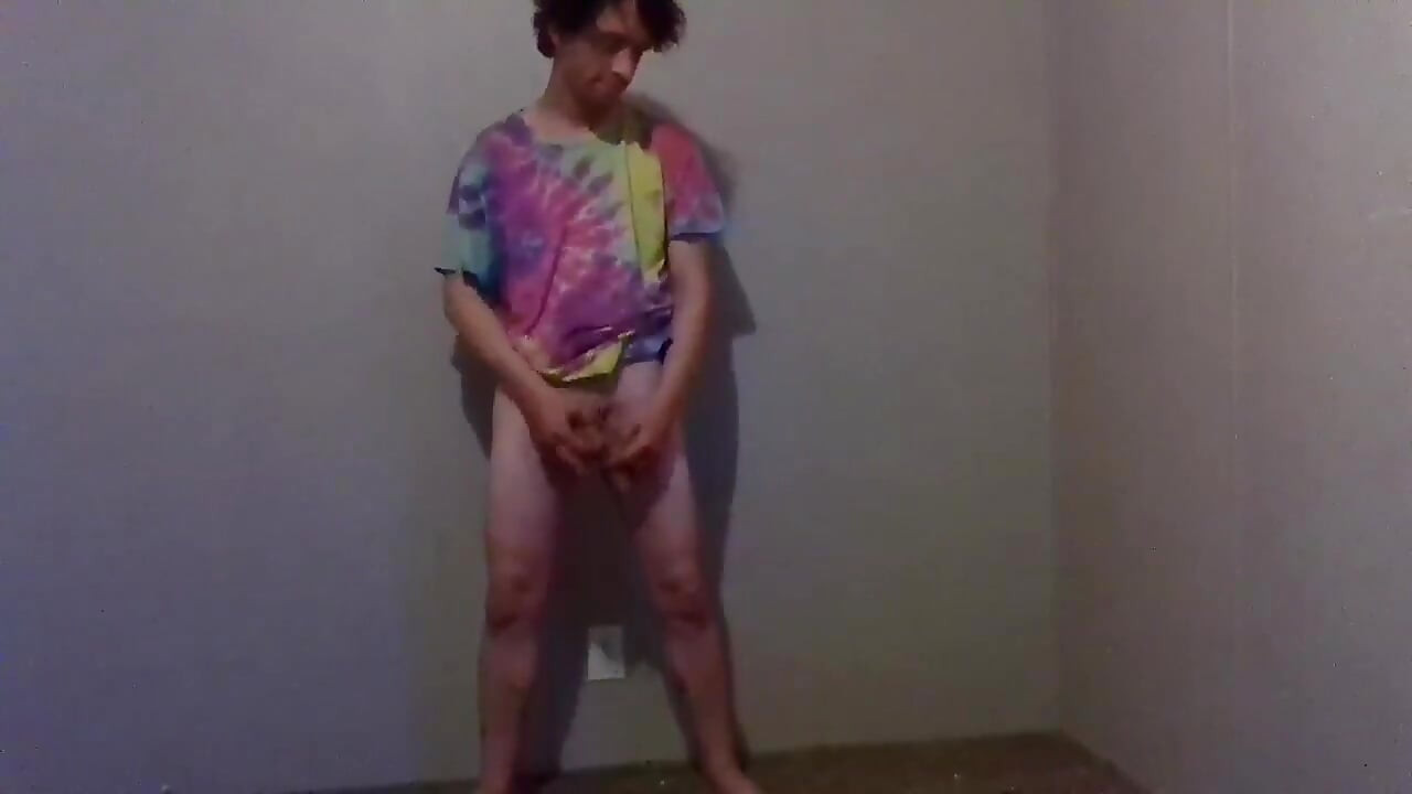 Пробует одежду; Играю, одевается и раздевается - футболка Tye Dye, часть 15
