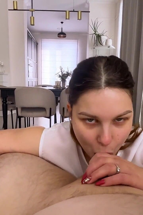 Cumhungry Wife Just Really Want to Fill Her Mouth with Hot Cum