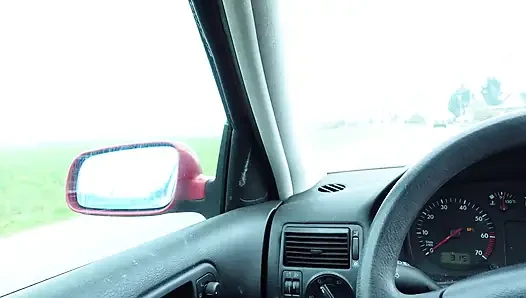 Hissetmek istediğim için içime sok
