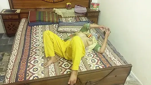 Bhabhi and devar alone in home full hard sex