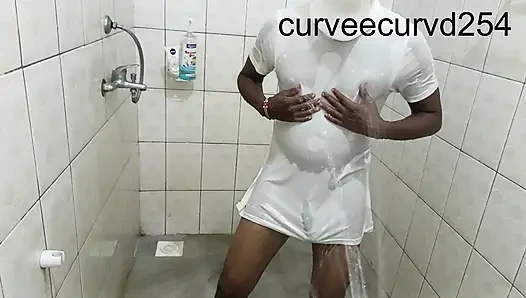 We Got Wet Twerked Sucked and Fucked: Bathroom Romance