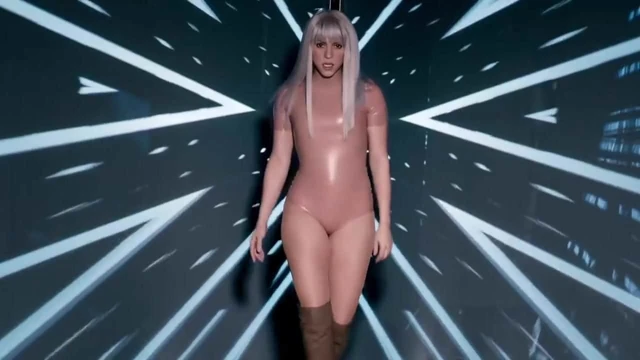 Shakira booty shake in latex
