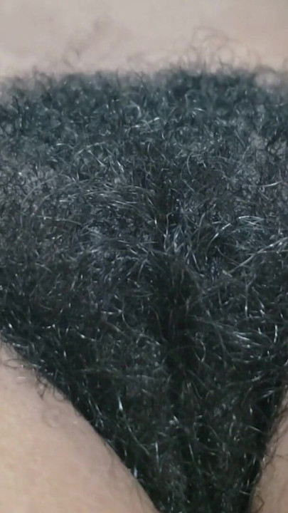 Amateur Hairy Pussy MILF Moments With Natural Curves | Clip 1