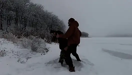 Kepergok 3 kali ngentot di luar ruangan