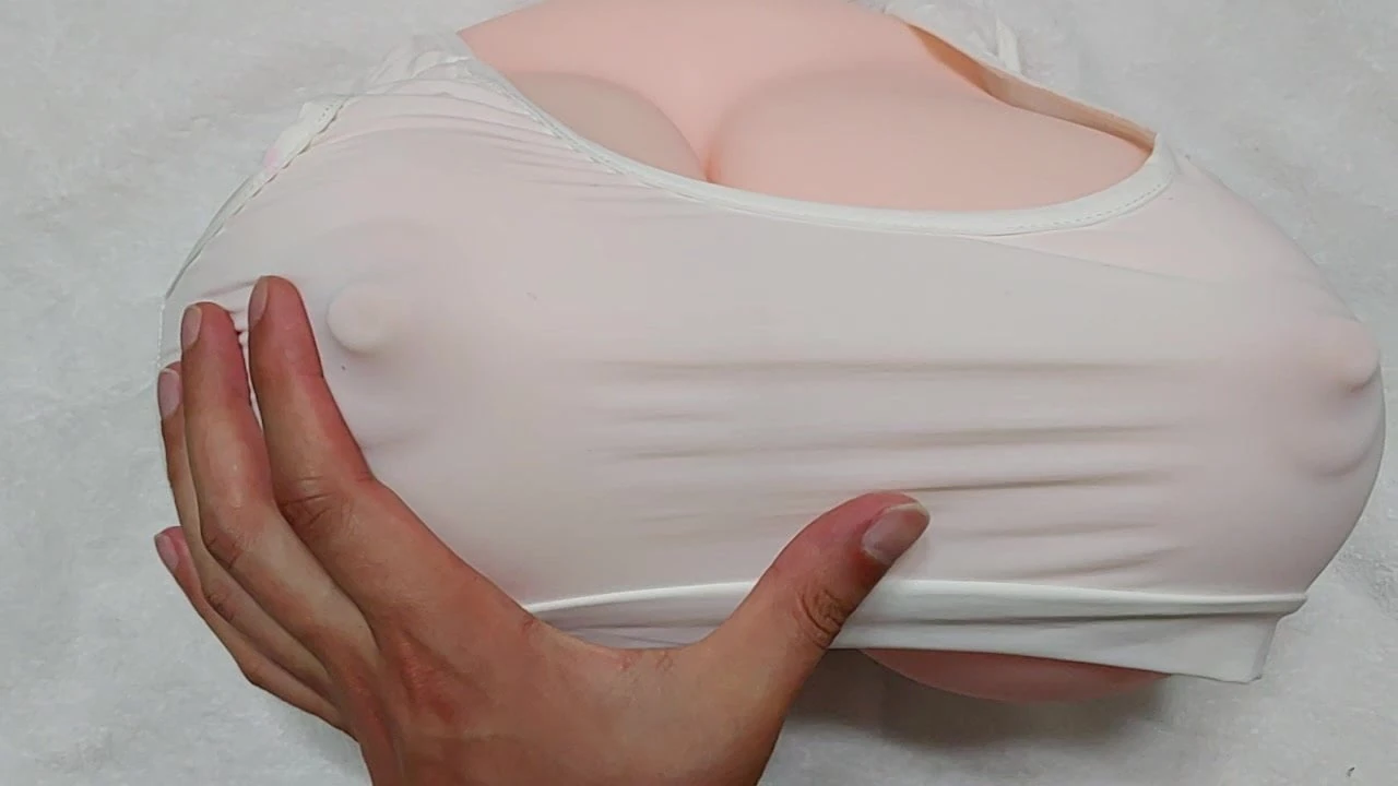 Oppai Chichi-fueta Rocket Test