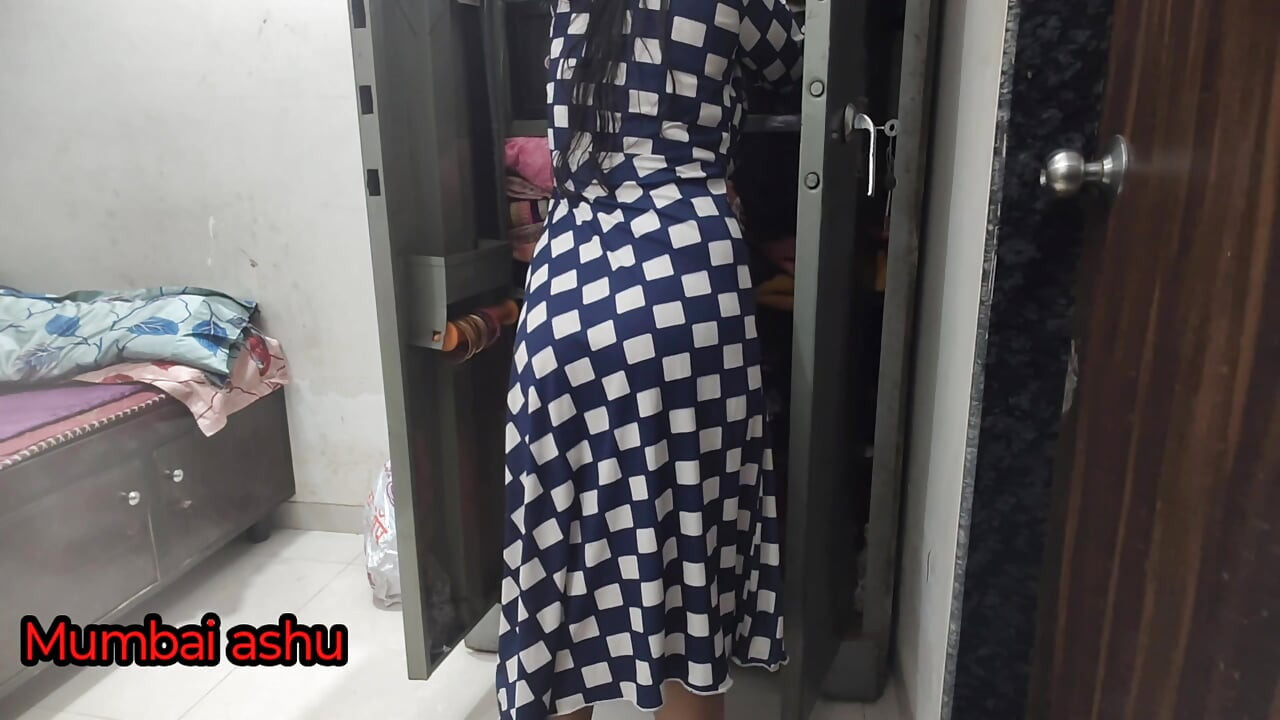 kam wali bhabhi ko piche se apana lauda chusaya indian maid fucked from behind