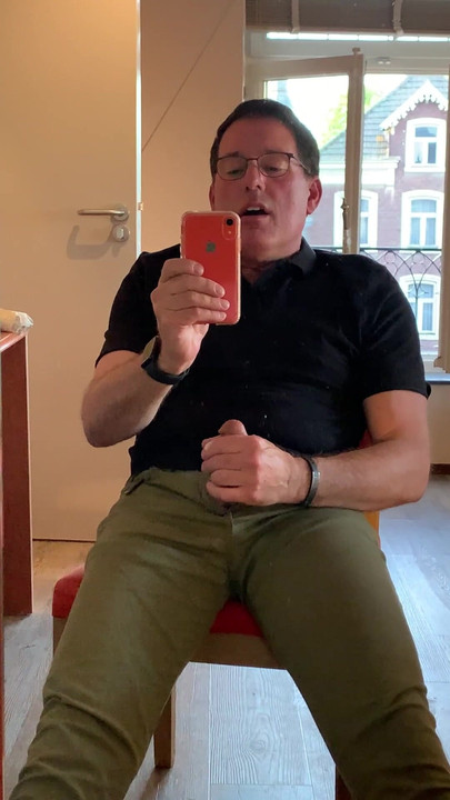 Quick cum after work in the hotel. I rushed back after work and jacked-off before dinner since I was so horny. I cum on my jeans