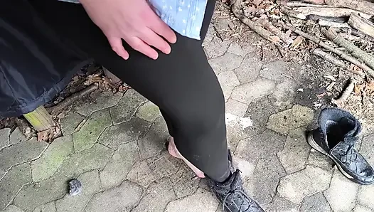 Scheide aufreissen und Titten cumshot