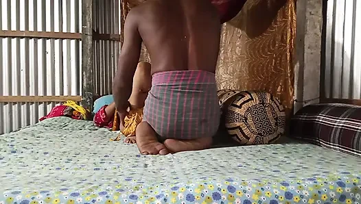 Üvey desi teyze ile ilk kez köy seksi