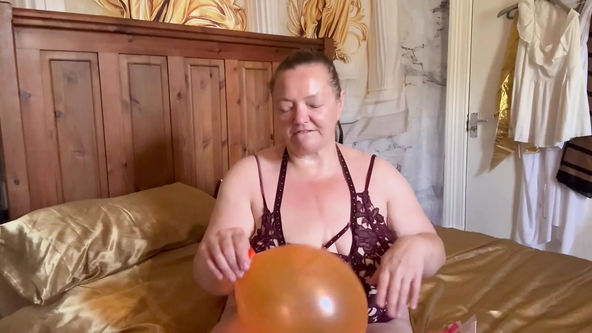 1. rész: Léggömb fétis pornó