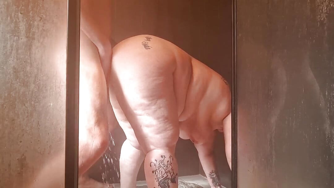 CREAMPIE in a STEAMY SHOWER