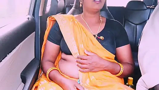 Pembantu Villege seks mobil Telugu bicara kotor.