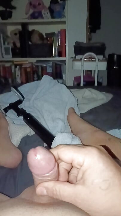 내 작은 자지 발정난 창녀를 위해
