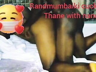 Randmumbaiki cuckold koppel met Nandu, video 1