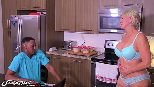 Nenek seksi lagi ngentot kontol 24/7