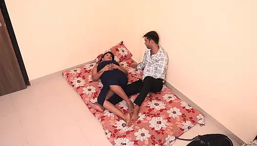 First time sex Gaon se aye the Shaher hotel book kiya room me laga tha camera dono ne   clear hindi sex kiya or  ban gaya mms hardcore sex