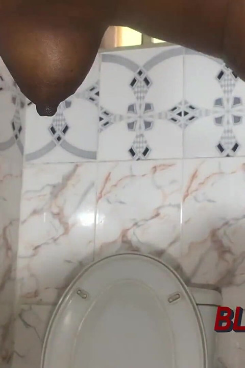 Fucking Stepmom While She Cleans Herself in the Bathroom