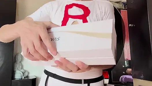 Masturbasi bareng svakom cici lara manara si cewek hot yang lagi asik masturbasi memeknya - close up