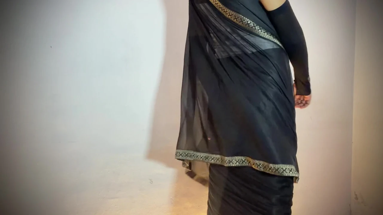 18 year old Student real Desi Virgin Teenager girl first time boobs and Anal Fingering for Village boyfriend