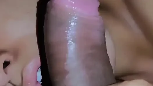 Анальная одержимость. Я прошу его трахнуть меня жестко в мою задницу, и он в конечном итоге кончает мне в рот