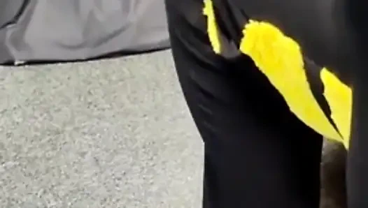 Buchen mit einem zufälligen typen auf einer Halloween-party