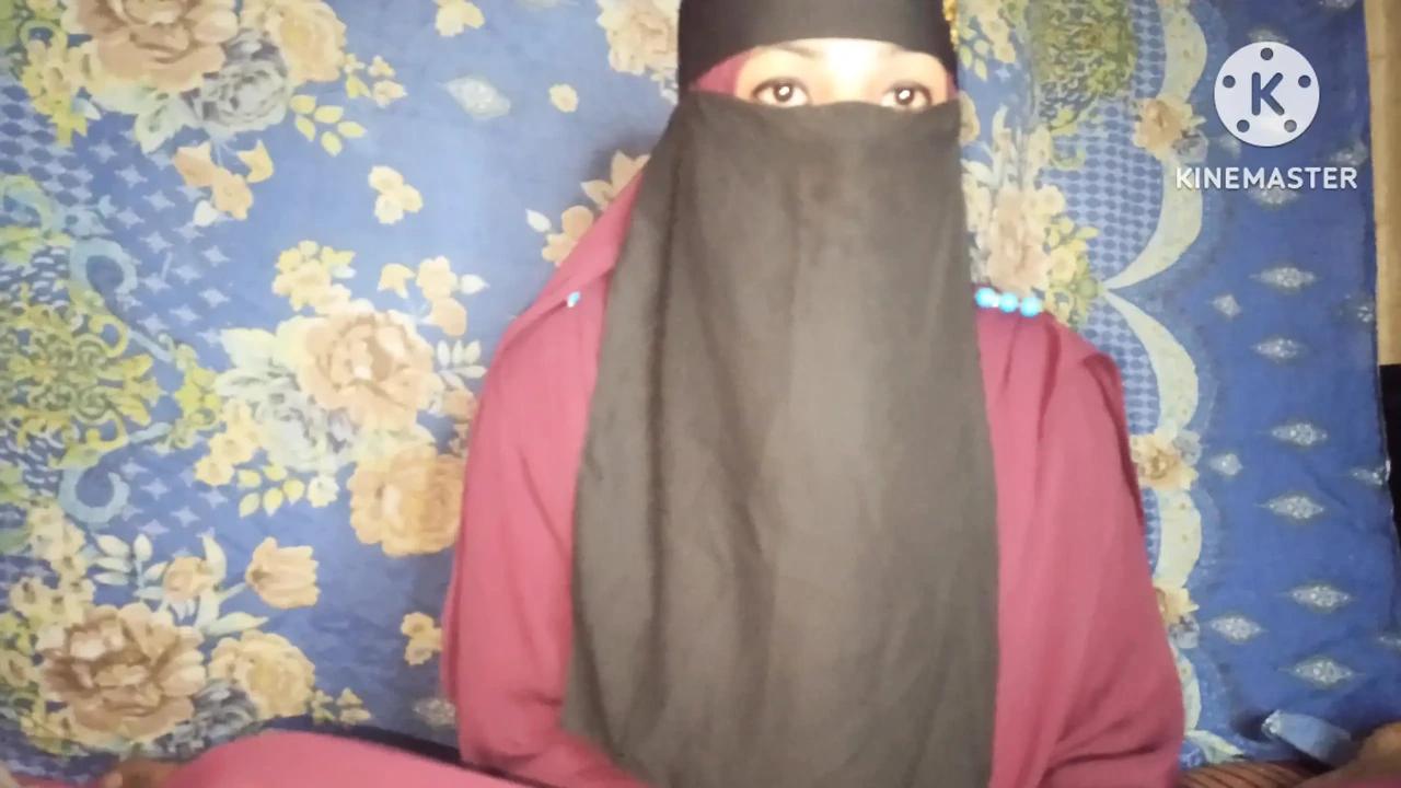 What beautiful moments spent with Huzoor's will not satisfy your heart.