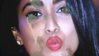 Shriya lips cum