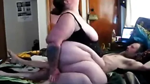 Очень толстые женщины